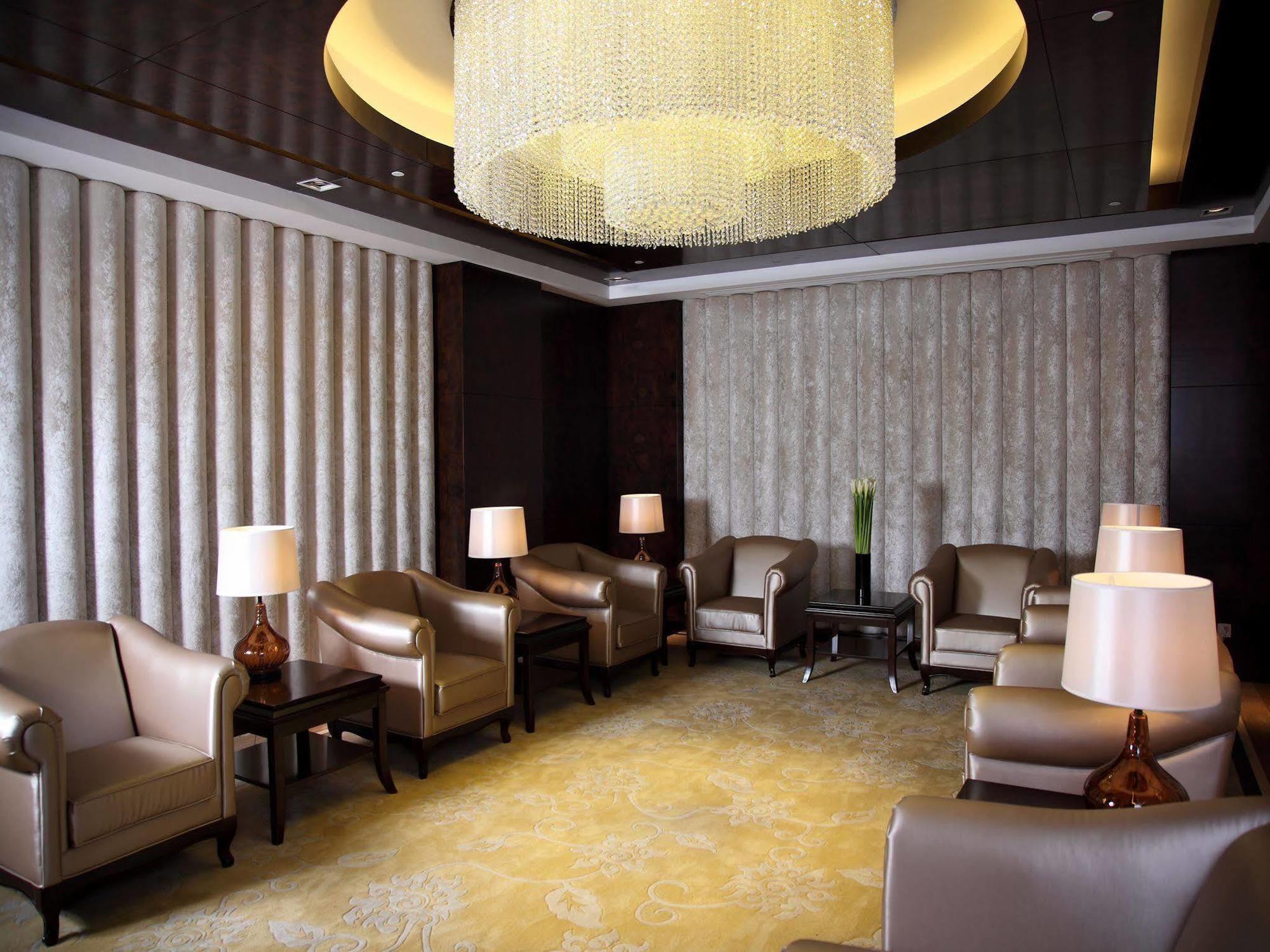 Boyue Shanghai Hongqiao Airport Hotel - Air China Exteriör bild